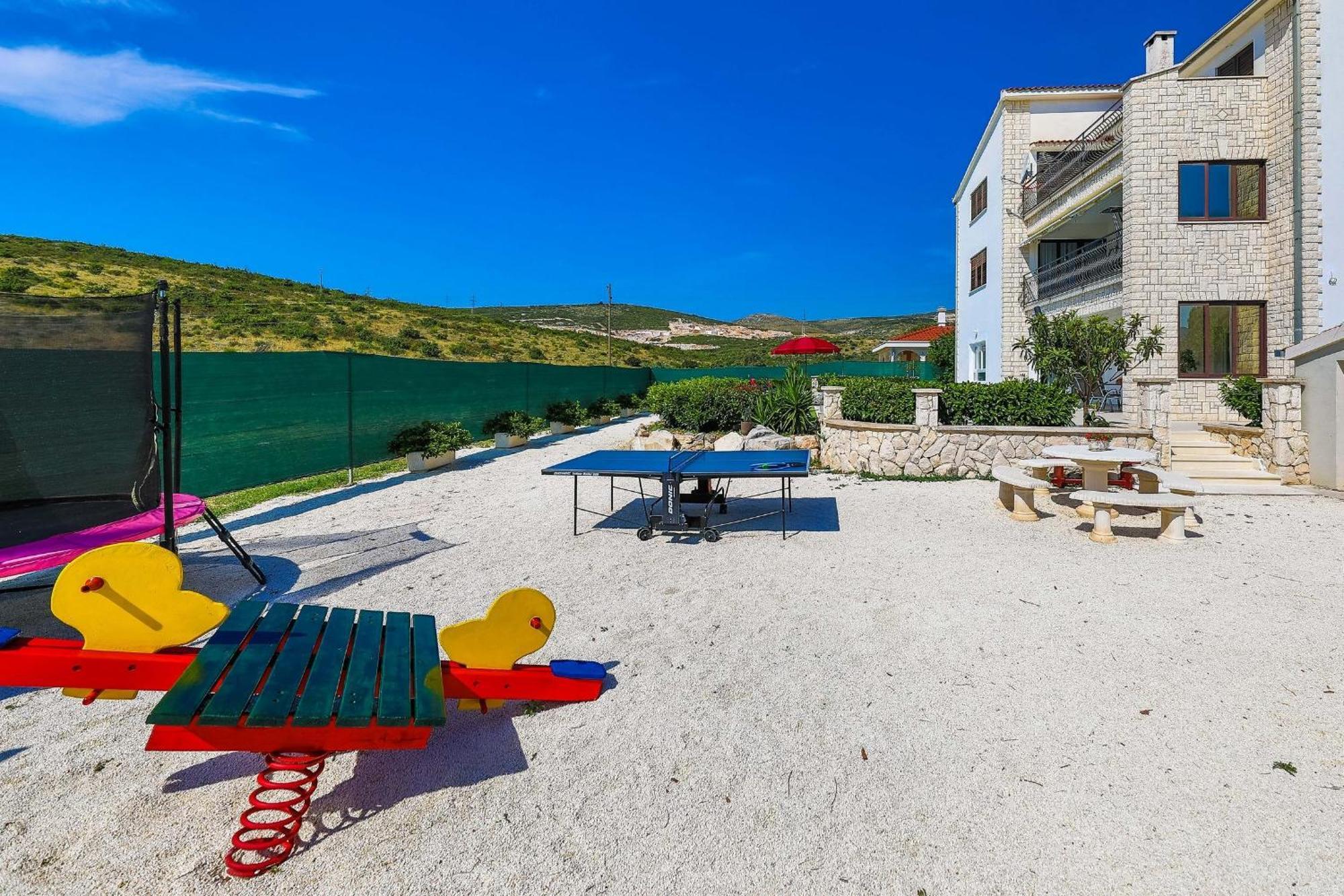 Villa Olivia Трогір Номер фото